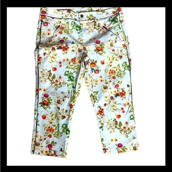 DISNEY Alice Through the Looking Glass white floral capri pants size 14 - Picture 1 of 6